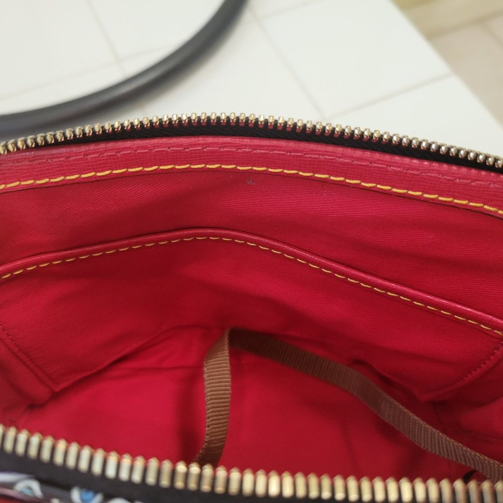 DOONEY & BOURKE Small Red Printed Leather Handbag Crossbody Bag - Picture 15 of 16